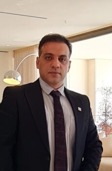 حامد کریمی